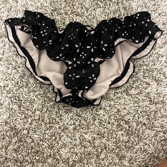 hollister bikini - Picture 2 of 3